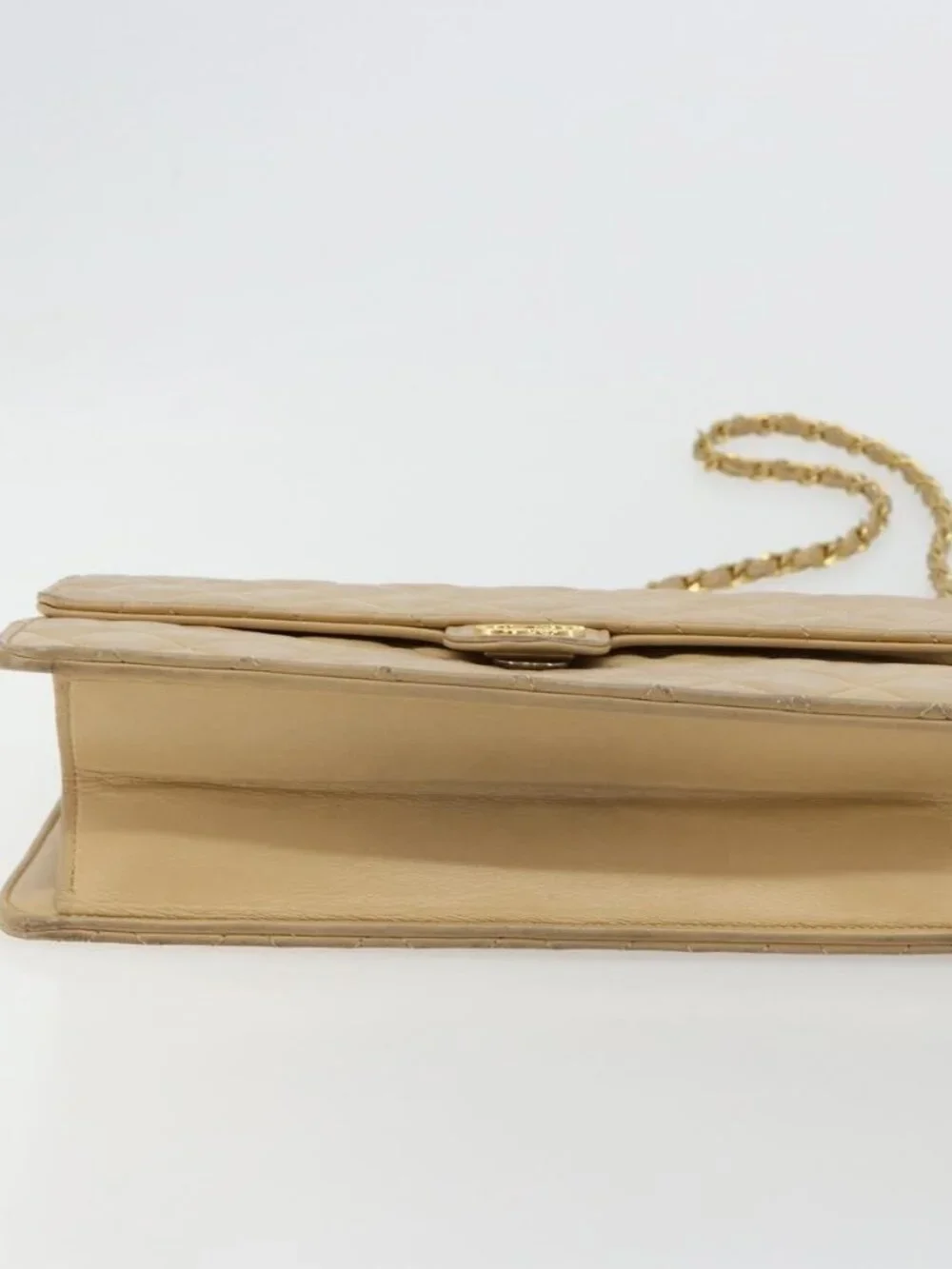 CHANEL Matelasse 25 Chain Shoulder Bag Lamb Skin Beige Gold CC Auth 182740